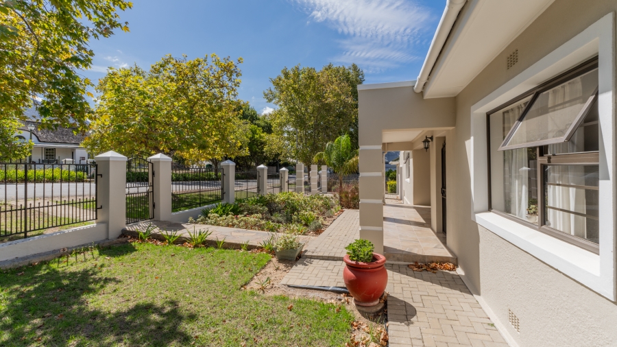3 Bedroom Property for Sale in Villiersdorp Western Cape